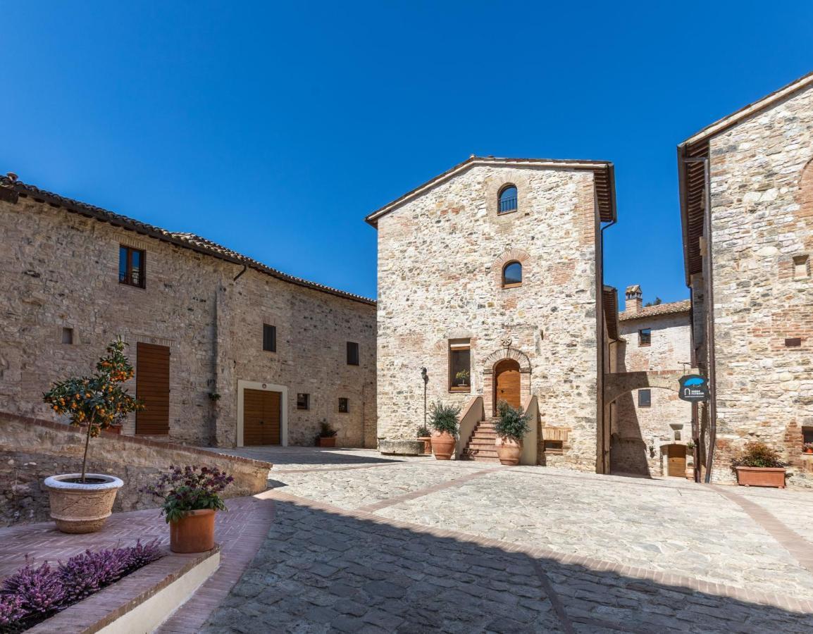 Hotel Borgo Petroro Todi Exterior foto